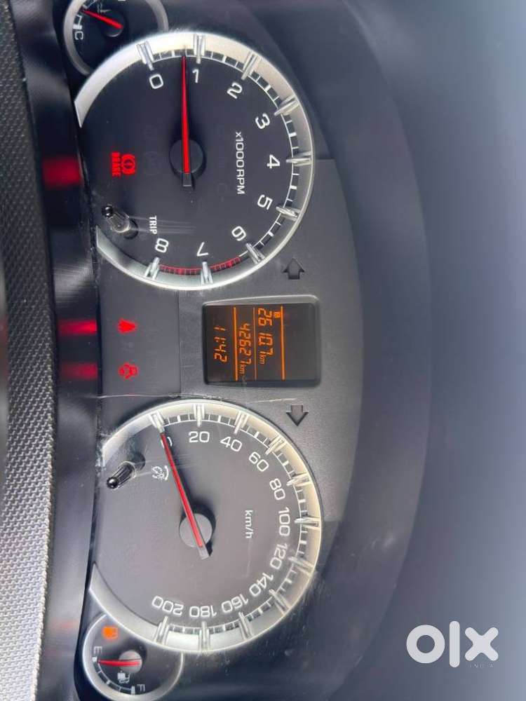 Maruti Suzuki Swift Vxi 1.2 Abs Bs-iv, 2017, Petrol