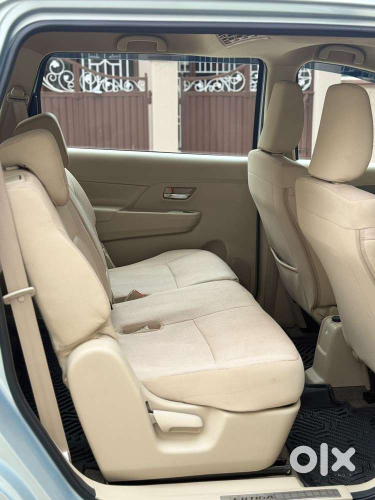 Maruti Suzuki Ertiga VXI Petrol, 2022, Petrol