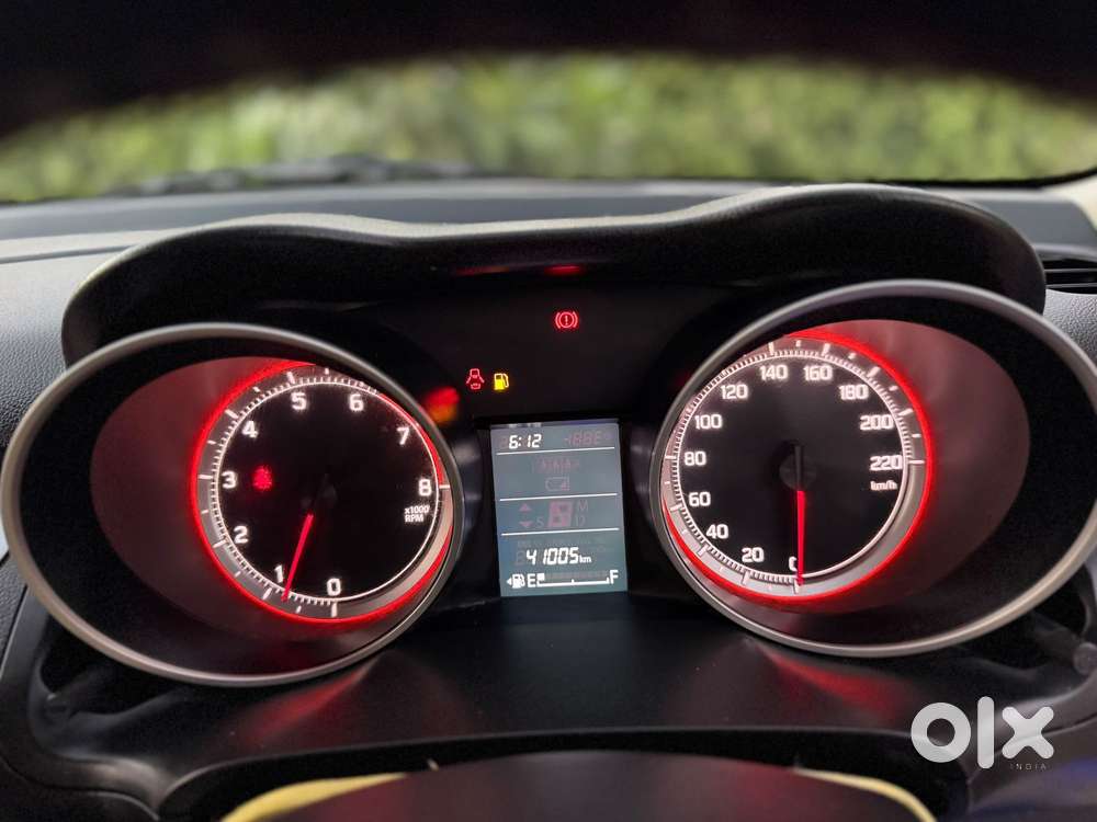 Maruti Suzuki Swift Vxi Optional, 2021, Petrol