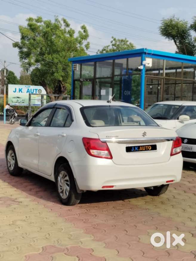 Maruti Suzuki Dzire 1.2 Vxi, 2020, Petrol