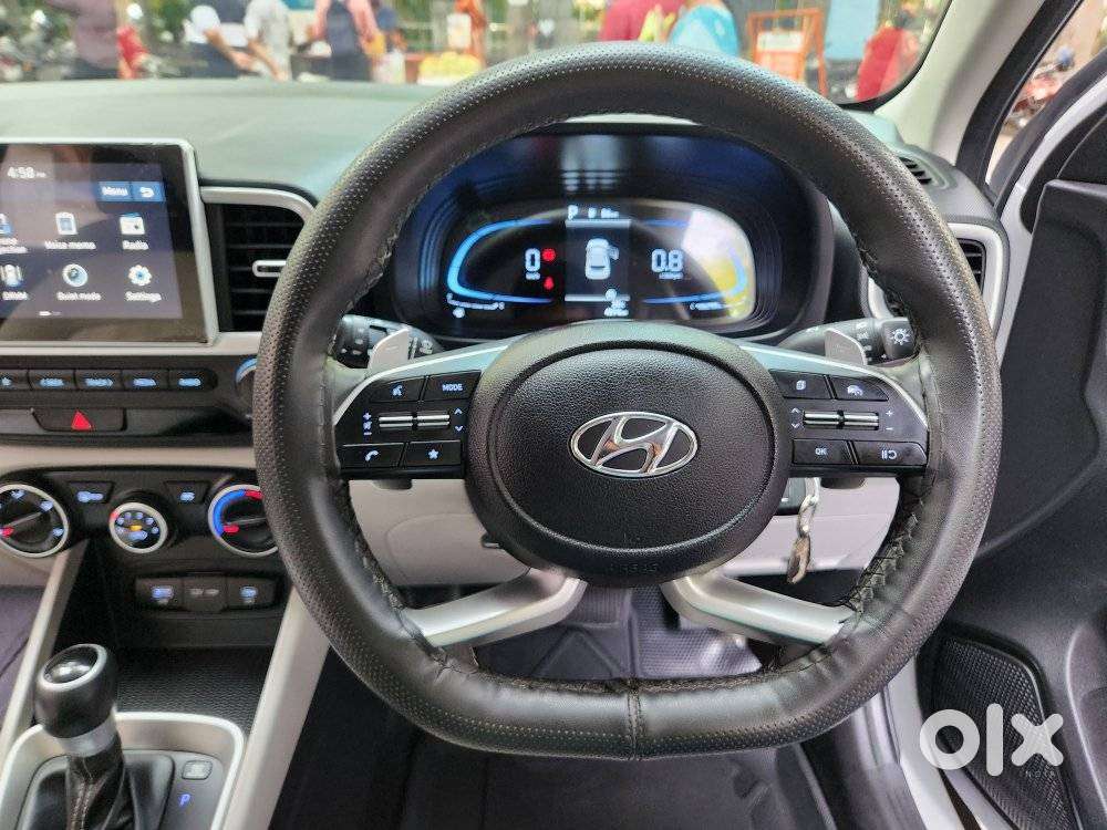 Hyundai Venue 1.0 S (o) Turbo Dct, 2025, Petrol