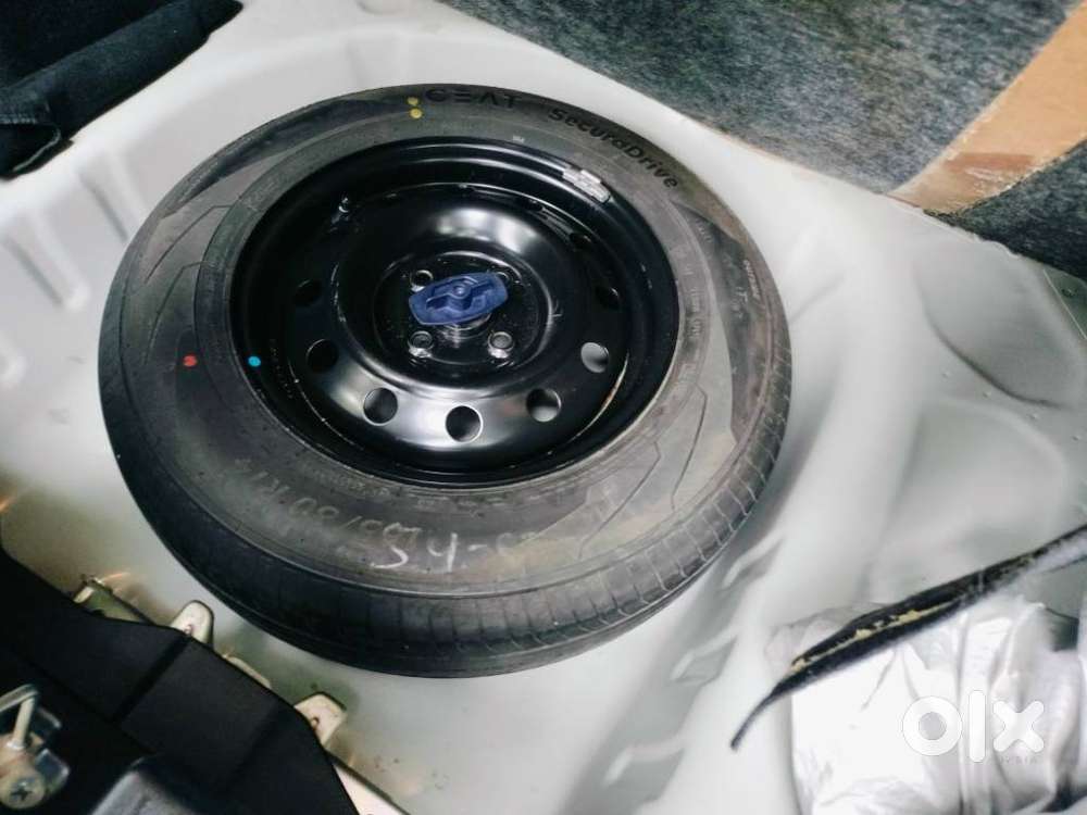 Maruti Suzuki Swift Dzire Vxi(o) Mt, 2025, Petrol