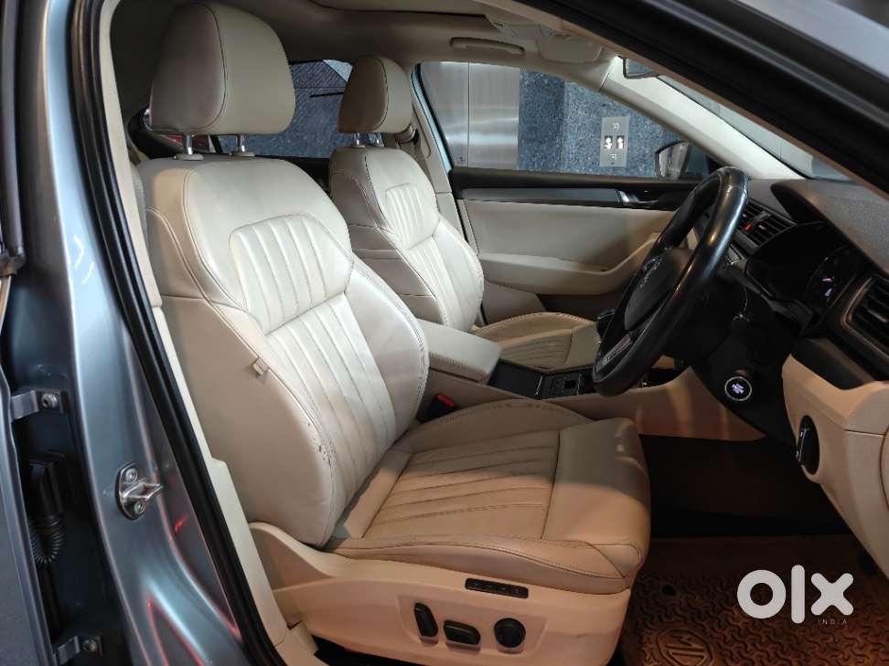 Skoda Superb Style 1.8 Tsi Mt, 2016, Petrol