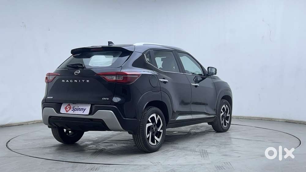 Nissan Magnite 1.0 Xv Premium Turbo Cvt, 2023, Petrol