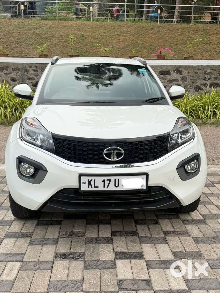 Tata Nexon 1.2 Revotron Xz Plus (s), 2019, Petrol