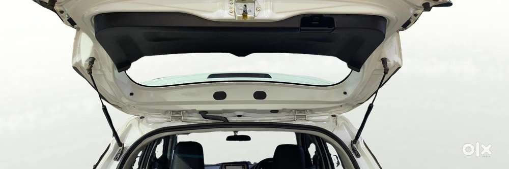 Maruti Suzuki Vitara Brezza 1.5 Vxi, 2023, Petrol