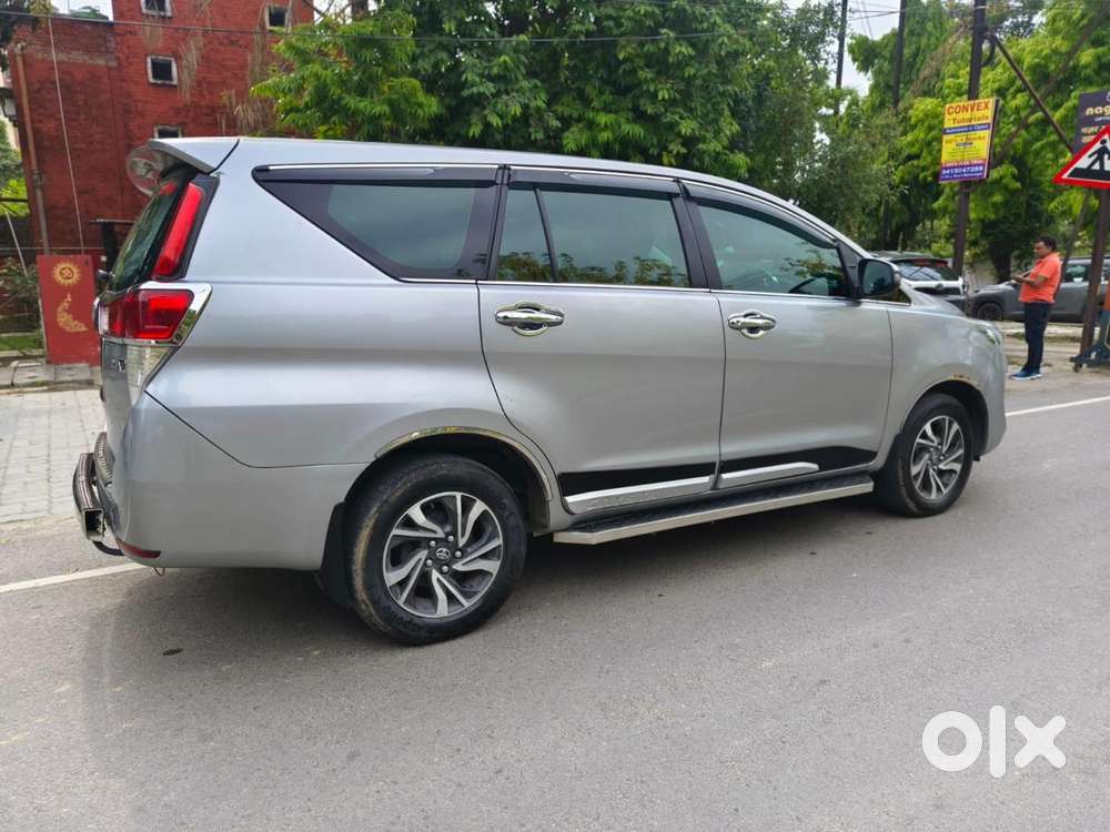Toyota Innova Crysta 2.4 V 7 Str, 2023, Diesel