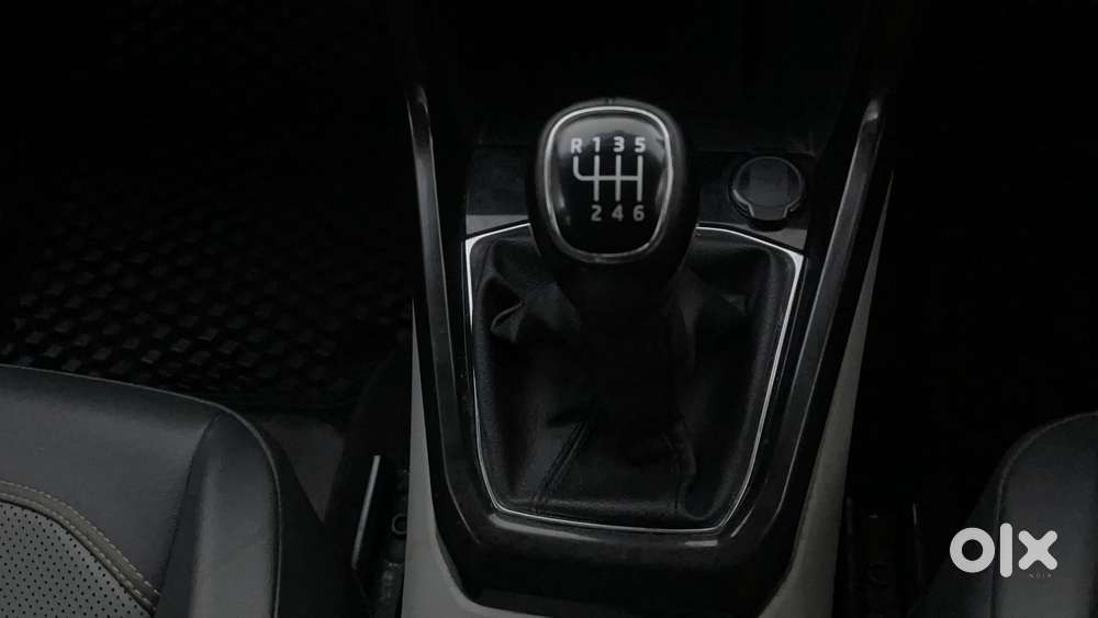 Skoda Kushaq Style 1.5l Tsi Mt, 2022, Petrol