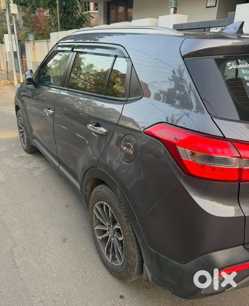 Extra Gagets Fully Loaded With Zero Dept Insurance Of Idv 9l Above