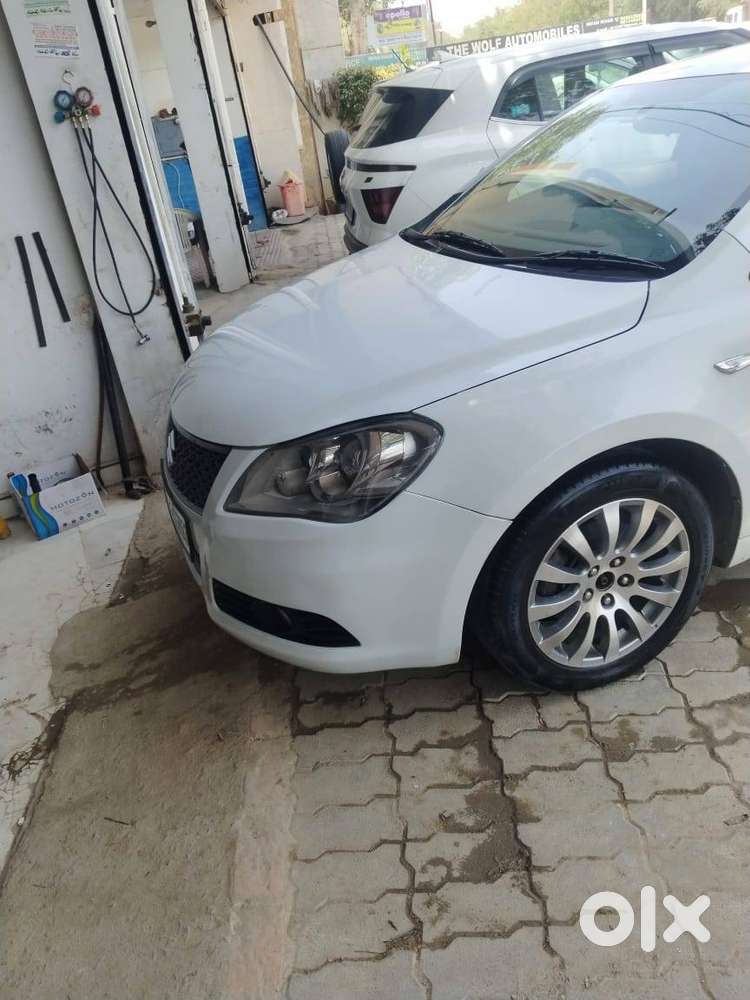 Maruti Suzuki Kizashi 2012 Petrol Well Maintained