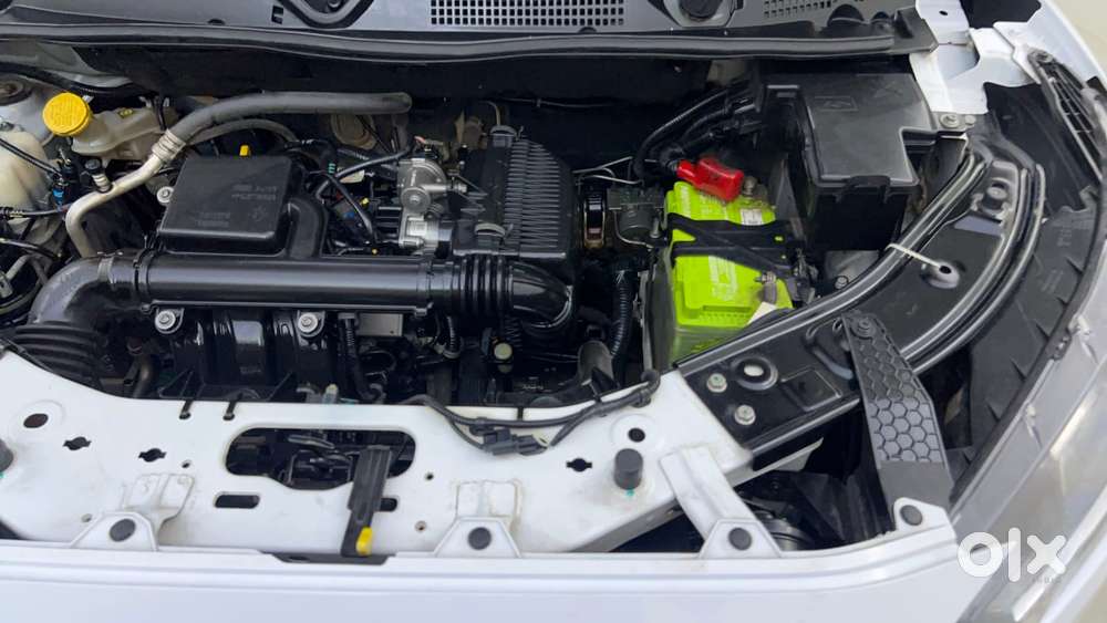 Nissan Magnite 1.0 Xv, 2023, Petrol