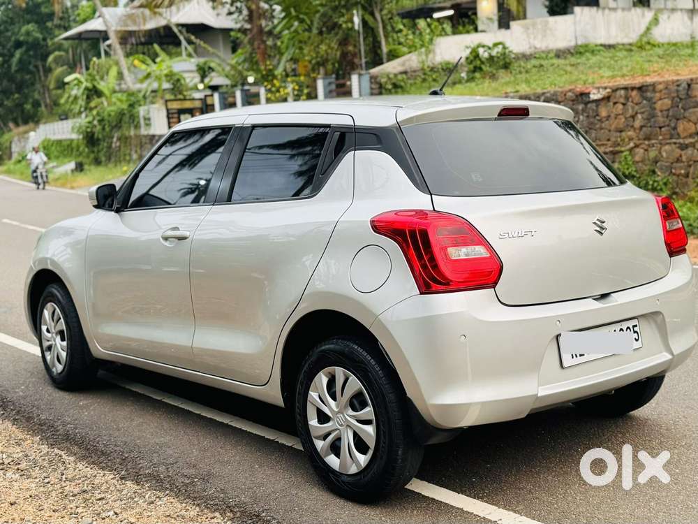 Maruti Suzuki Swift Vxi Optional, 2021, Petrol