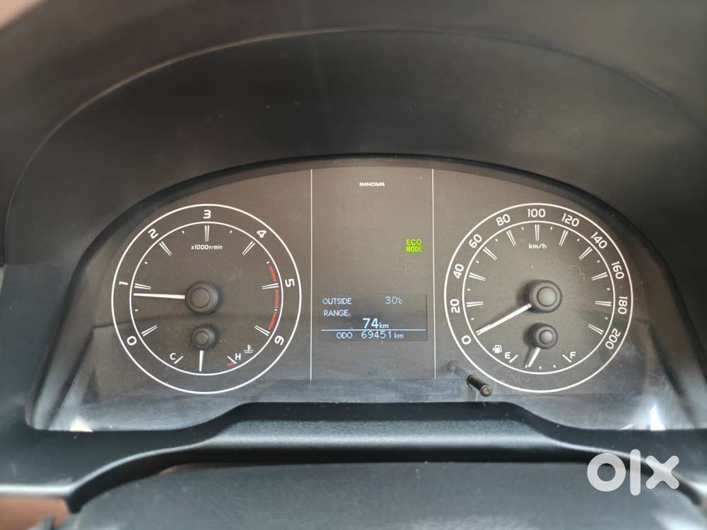 Toyota Innova Crysta 2.4 G Mt 7 Str, 2021, Diesel