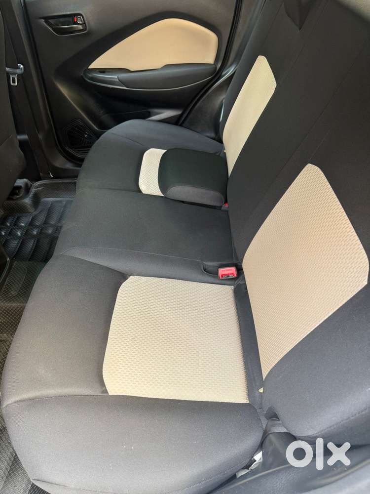 Toyota Glanza 1.2 E, 2023, Petrol