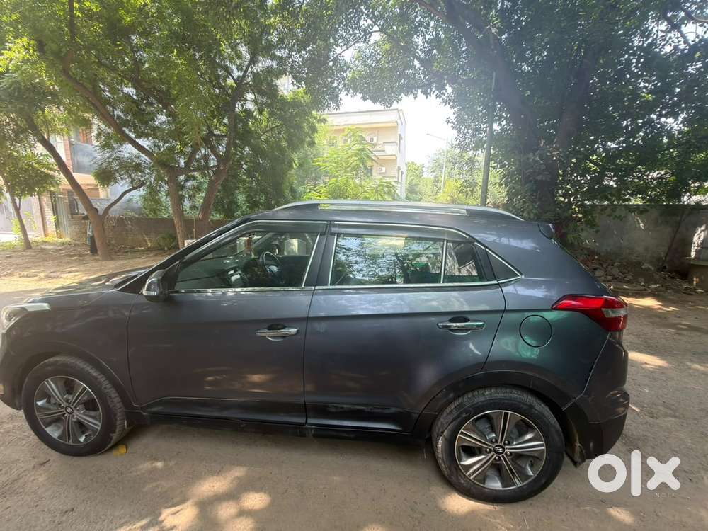 Hyundai Creta Petrol 2018 Top Model, Company Service Record No Bargain