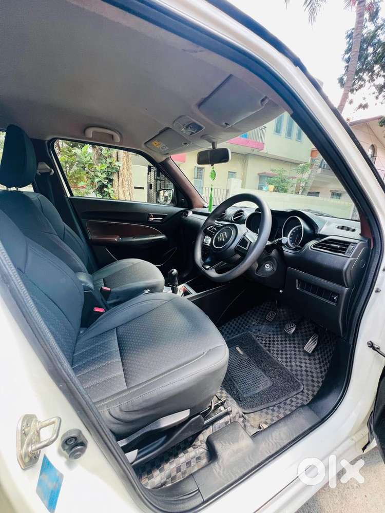 Maruti Suzuki Swift Vxi Optional, 2020, Petrol