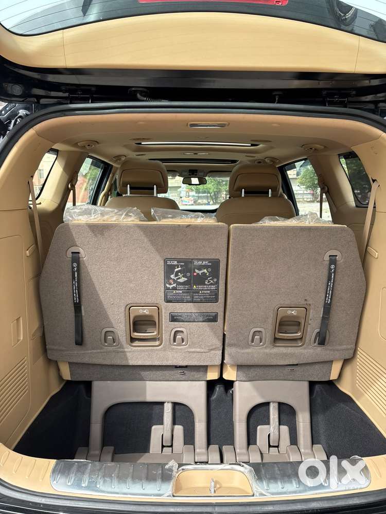 Kia Carnival Limousine Plus 7 Str, 2022, Diesel