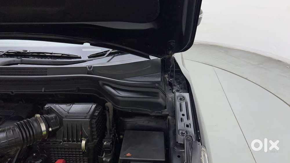 Mahindra Xuv300 W8 Amt Optional Diesel, 2022, Petrol