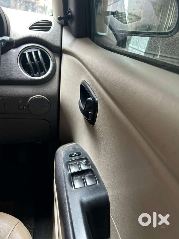 2nd Owner Hyundai Grand I10 2015