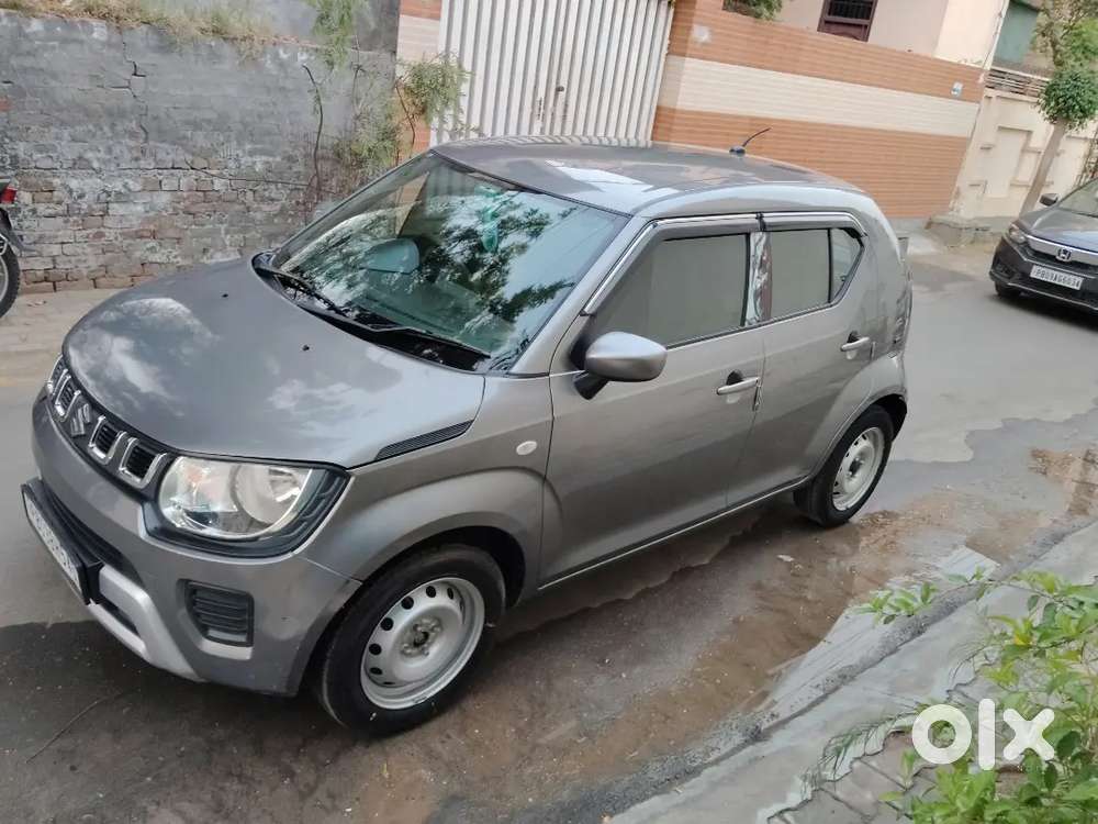 Showroom Condition 1