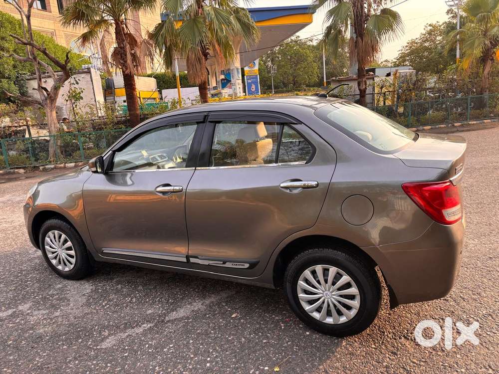 Maruti Suzuki Dzire 1.2 Vxi, 2018, Petrol