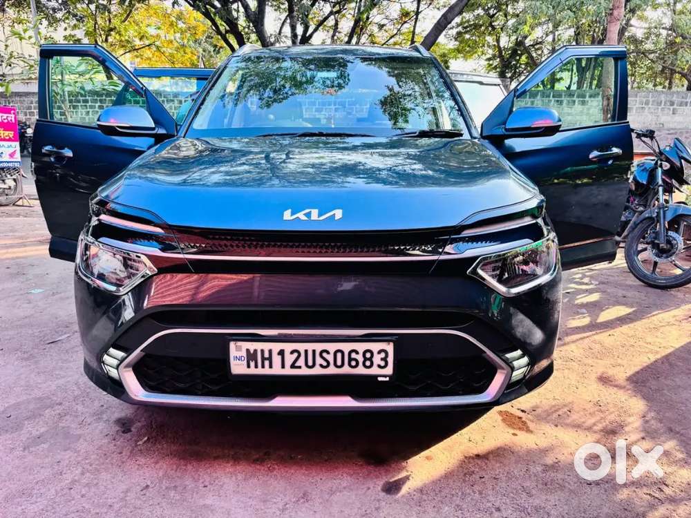 Kia Carens 2022 Petrol Good Condition