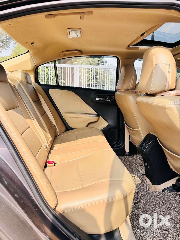 Honda City V Mt Sunroof, 2019, Petrol