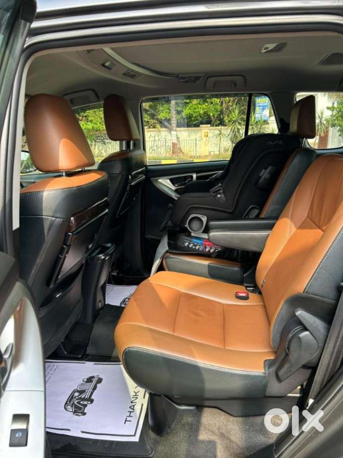 Toyota Innova Crysta 2.8 Zx At 7 Seater, 2019, Diesel
