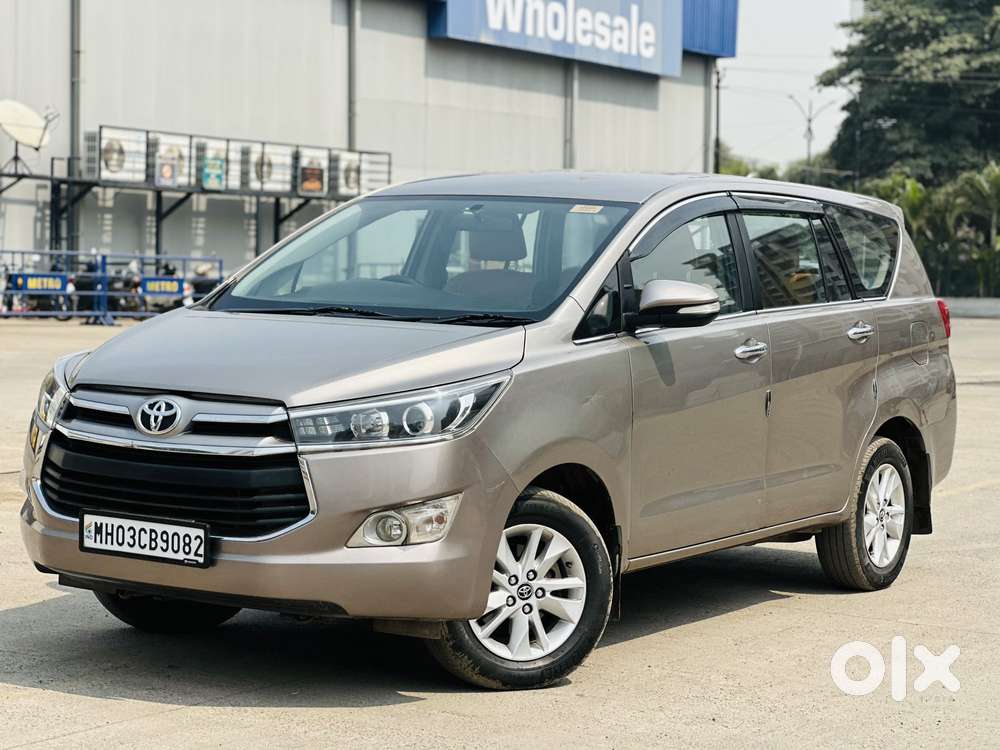 Toyota Innova Crysta 2.4 V 8 Str, 2016, Diesel