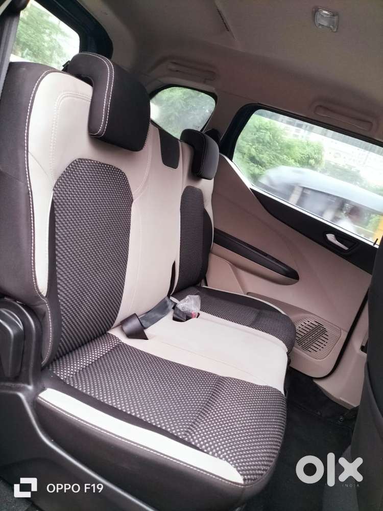 Renault Triber Rxz, 2022, Petrol