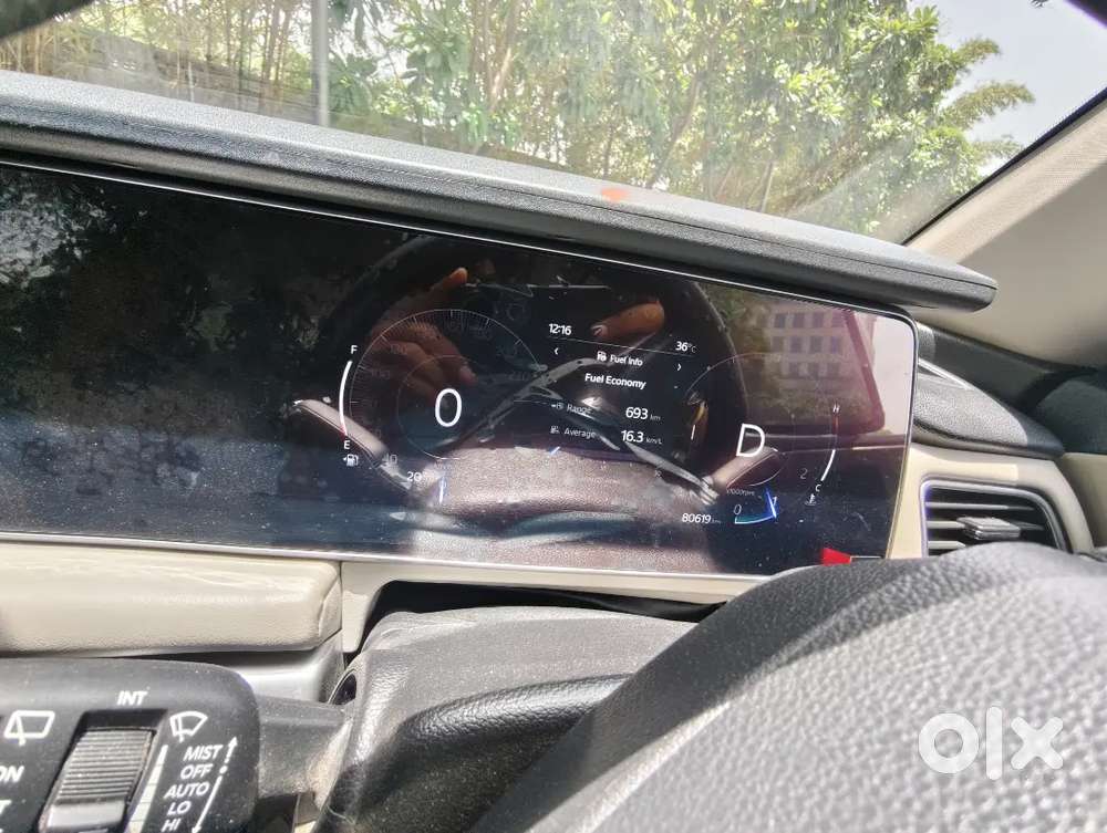 Mahindra Xuv700 2022 Diesel 80000 Km Driven