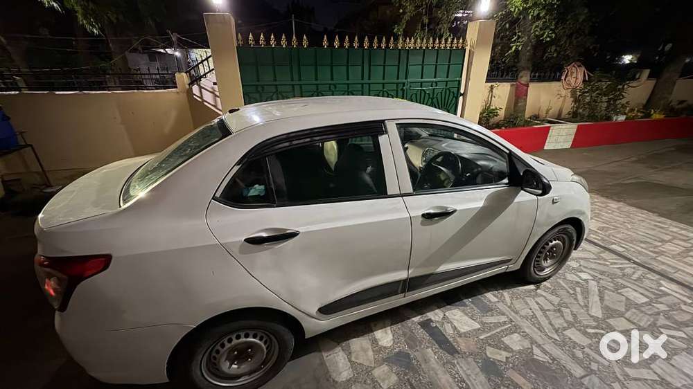Hyundai Xcent 2016 Diesel Well Maintained