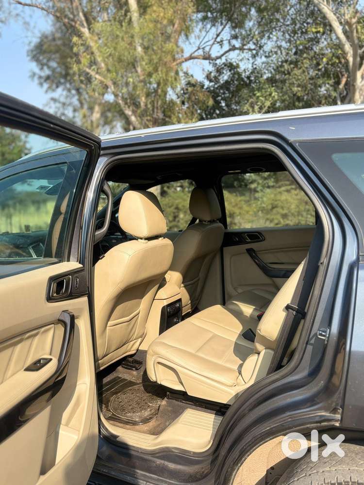 Ford Endeavour 3.2 Titanium 4x4 At, 2016, Diesel