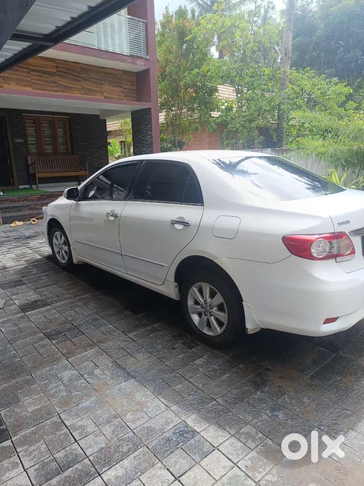 Toyota Corolla Altis 2010-2013 Diesel