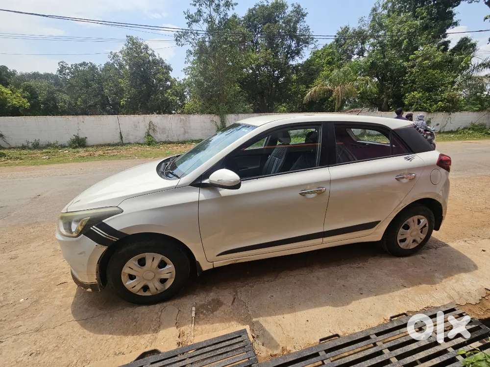 Hyundai I20 Elite Sportz (2015) For Sale Single Owner Driven