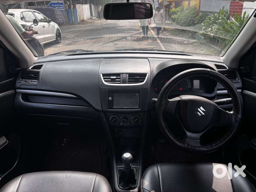 Maruti Suzuki Swift Lxi Optional-o, 2017, Petrol