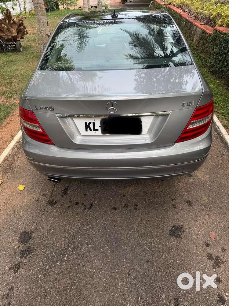 Mercedes-benz C-class 2011 Diesel 89375 Km Driven