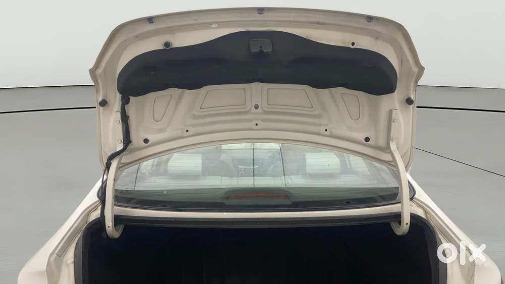 Hyundai Verna Fluidic 1.6 Crdi Sx, 2014, Diesel