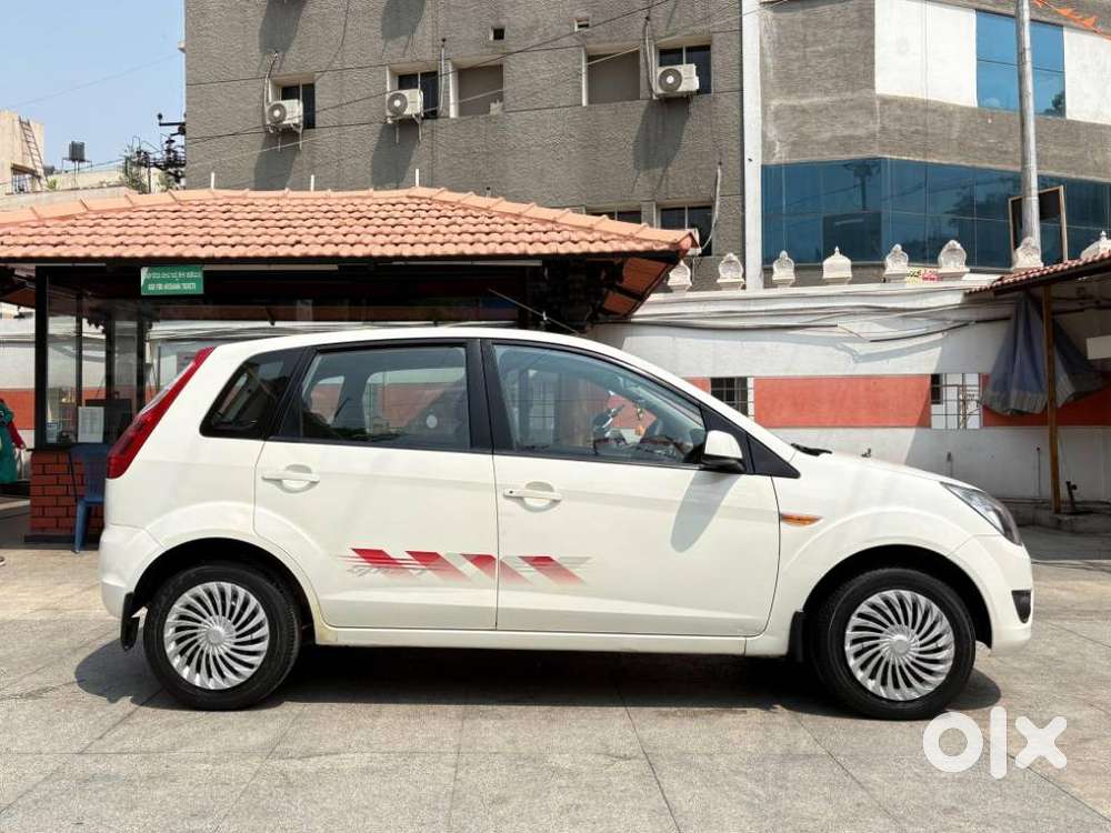 Ford Figo 2010-2012 Petrol Zxi, 2011, Petrol