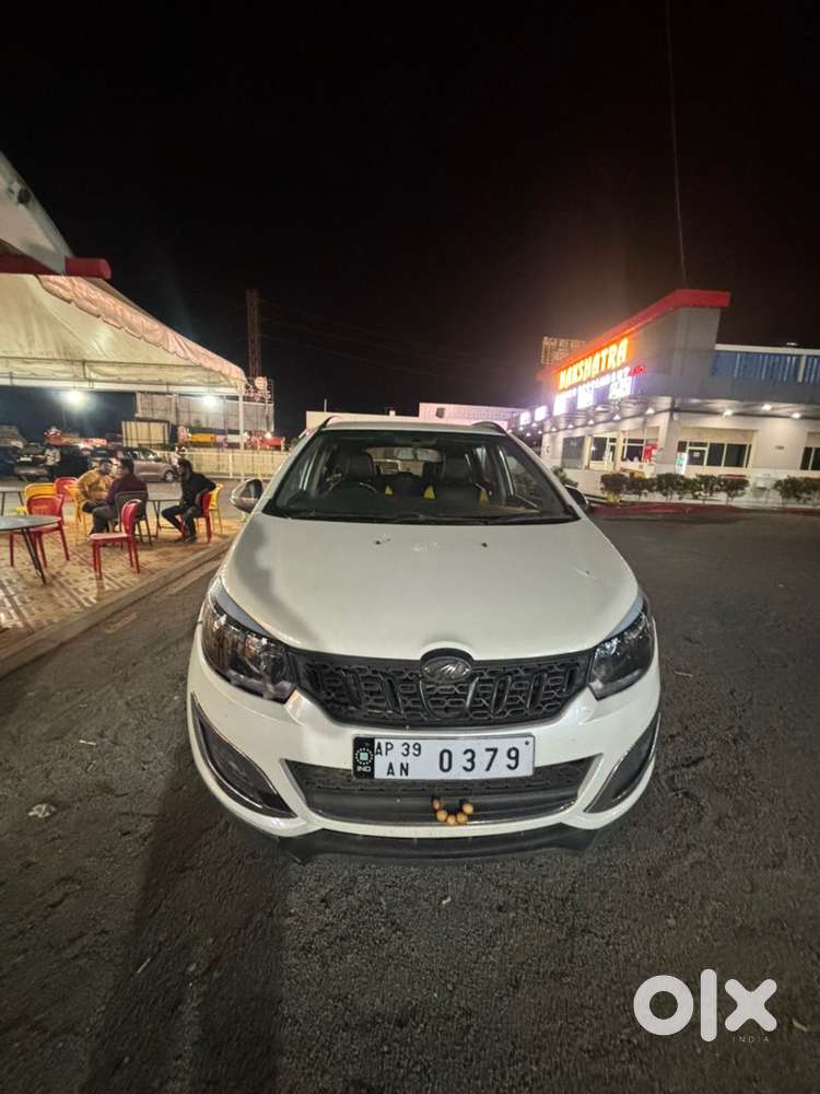 Mahindra Marazzo Diesel 2019