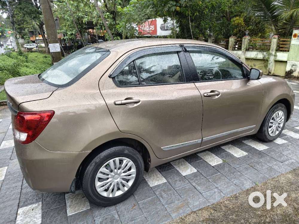 Maruti Suzuki Swift Dzire 1.2 Vxi Bsiv, 2017, Petrol