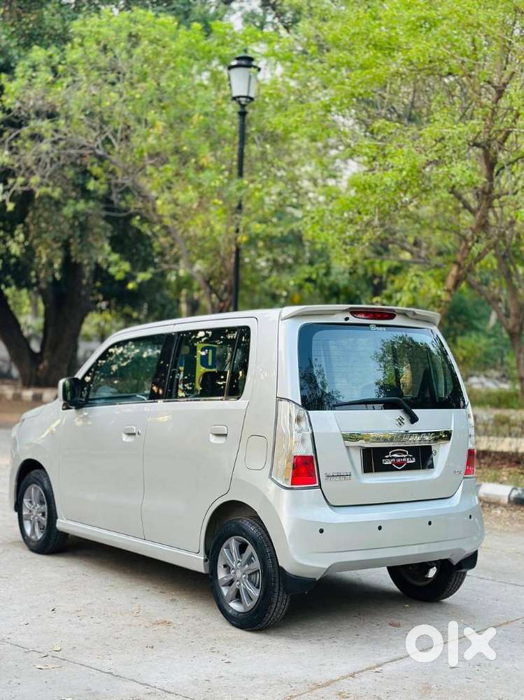 Maruti Suzuki Wagon R Stingray 1.0 Vxi Plus, 2014, Petrol