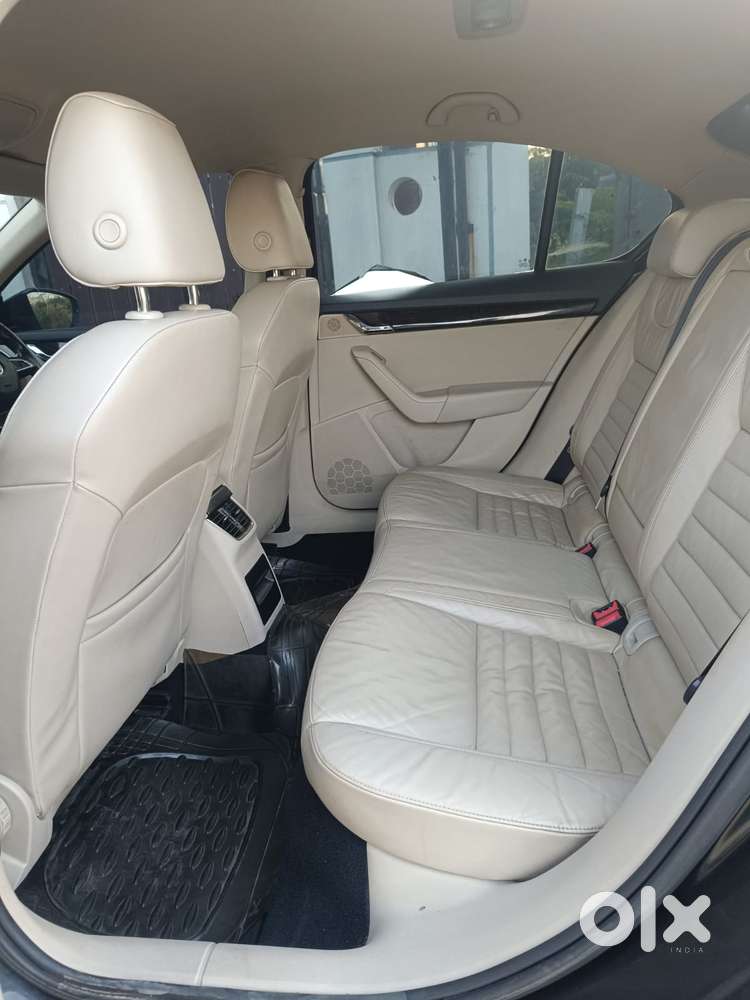 Skoda Octavia 2013-2017 Ambition 2.0 Tdi At, 2015, Diesel