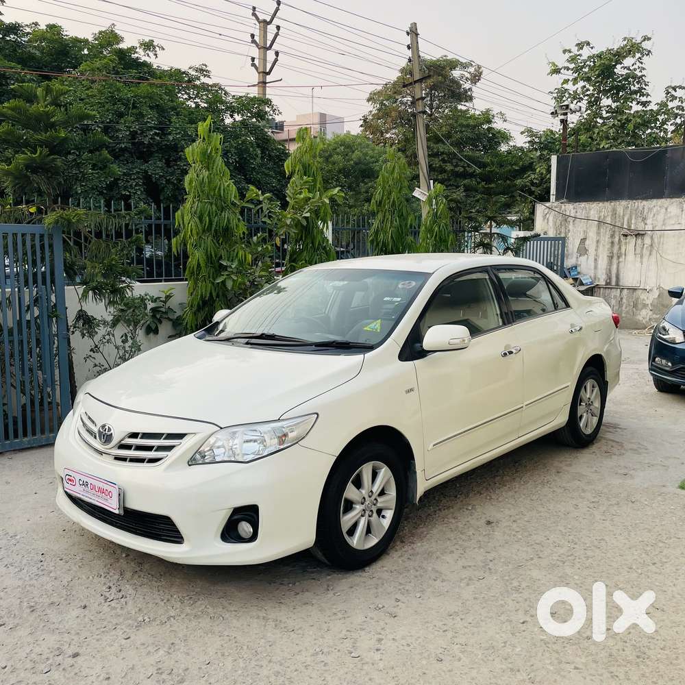 Toyota Corolla Altis 2013-2017 Vl At, 2014, Petrol