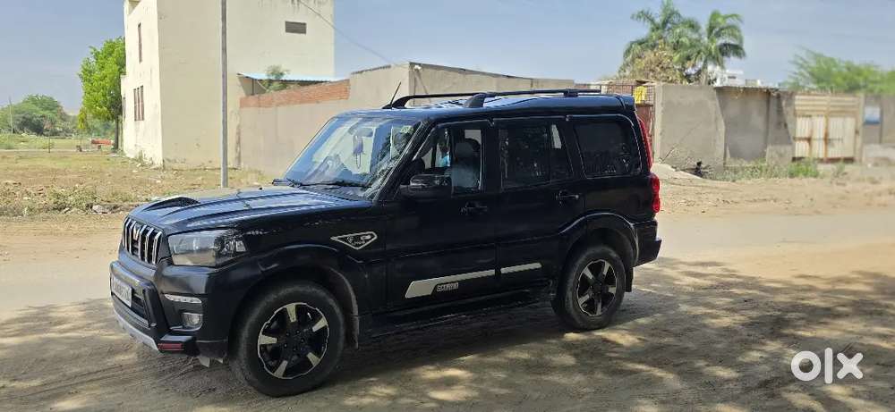 Mahindra Scorpio Classic 2022