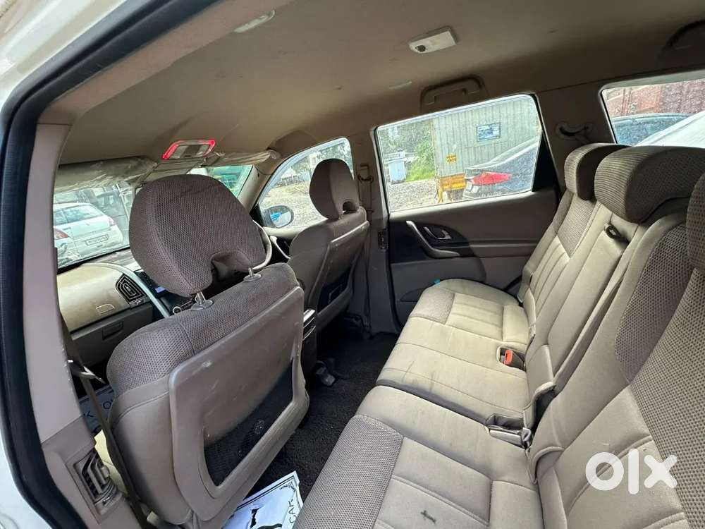 Mahindra Xuv500 2015 Diesel Car