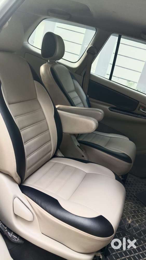 Toyota Innova 2.5 Z Diesel 7 Seater, 2014, Diesel