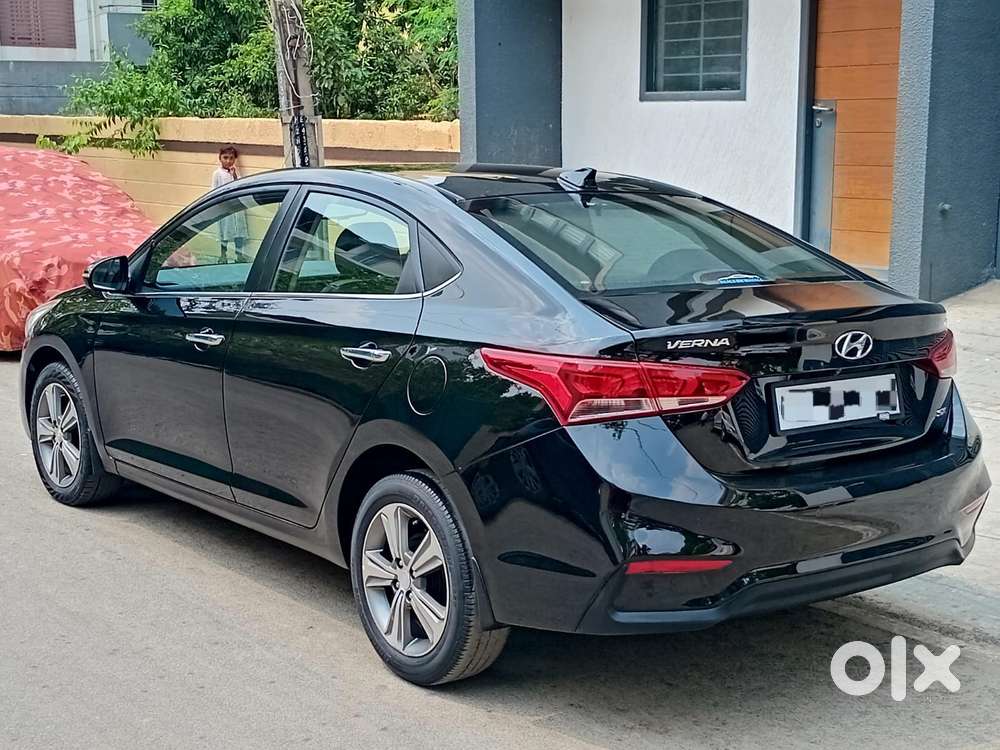 Hyundai Verna 1.5 Sx (o) Vtvt, 2018, Petrol