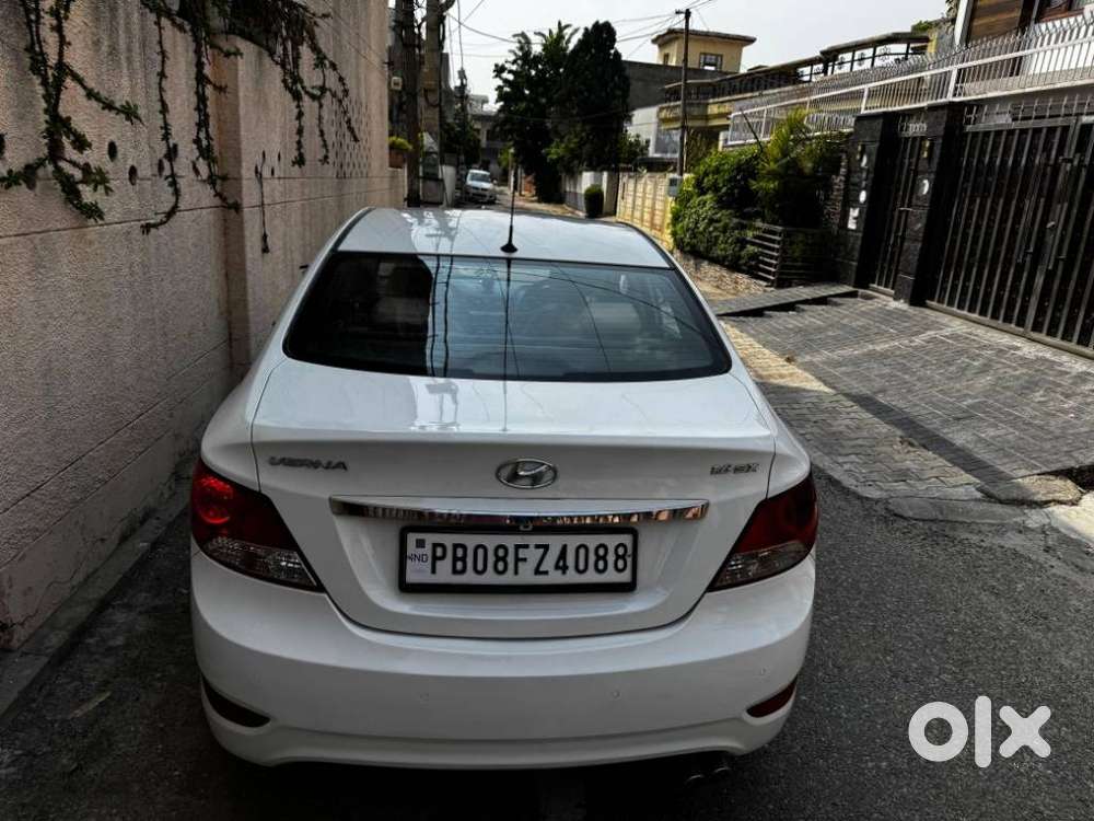Hyundai Verna Sx Petrol At, 2014, Petrol
