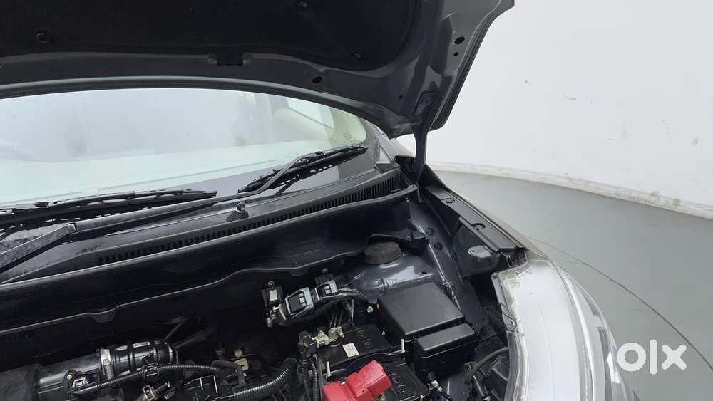 Maruti Suzuki Ertiga Zxi Plus At Shvs, 2023, Petrol